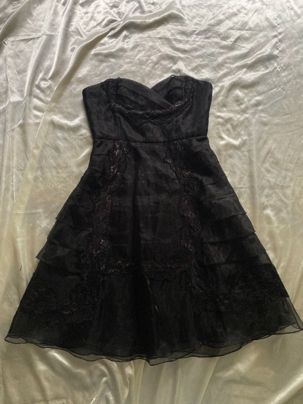VTG y2k BCBG Black Organza Tiered Ruffle Lace Strapless Party Dress Whimsygoth 6
